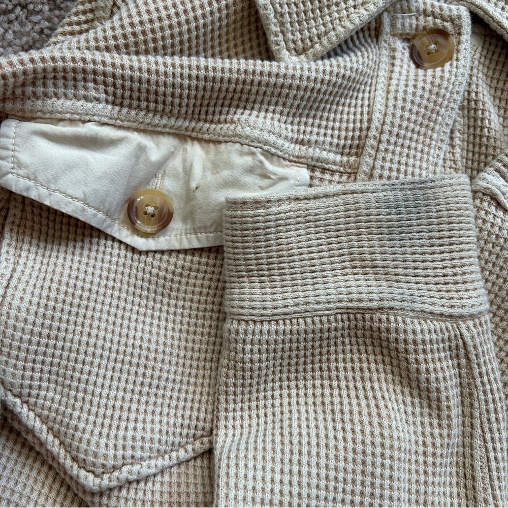 Bagatelle Collection Beige Sand Scout Waffle Knit Long Sleeve Button Down Small - Picture 11 of 14